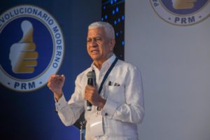 Ricardo de los Santos afirma desafío Poder Legislativo es administrar con humildad amplio respaldo popular