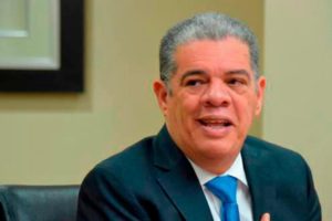 Amarante Baret llama a repudiar decisión de Maduro de retirar personal diplomático de RD