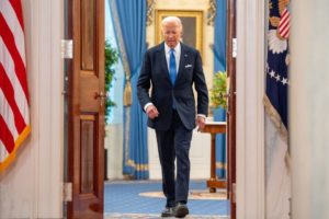Biden se retira como candidato a las elecciones de EE.UU