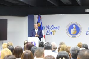 PRM apoya de manera unánime y hace suyo proyecto de reforma constitucional impulsado por Abinader