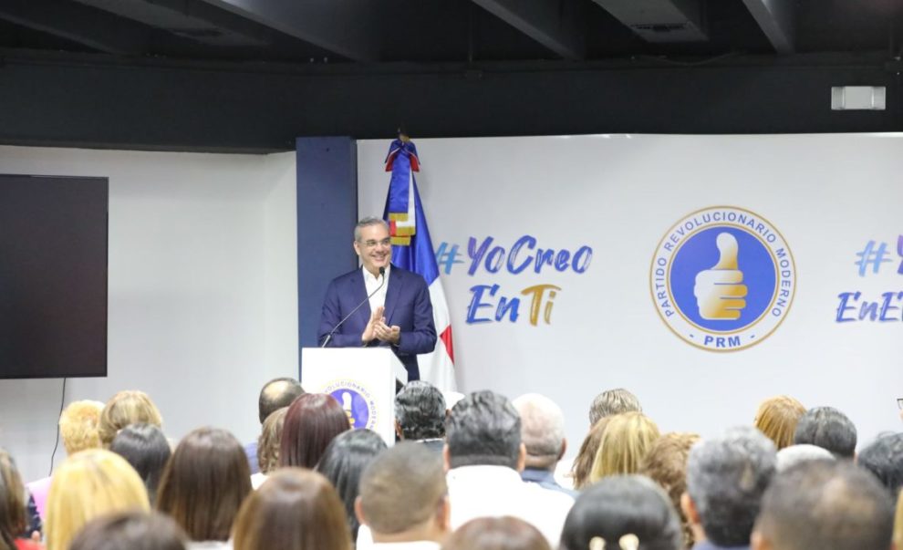 PRM apoya de manera unánime y hace suyo proyecto de reforma constitucional impulsado por Abinader