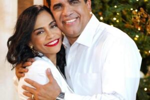 "El alcalde de Santo Domingo Este celebra el cumpleaños de su esposa, Evelyn García de Astacio, con un emotivo mensaje en redes sociales"
