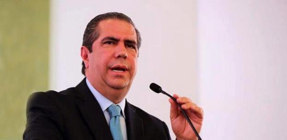 Francisco Javier crítica Gobierno por intentar “imponer medidas sin consenso”
