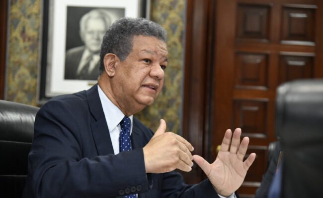 Leonel asegura es necesario que el Congreso apruebe de inmediato la ley orgánica de referendo