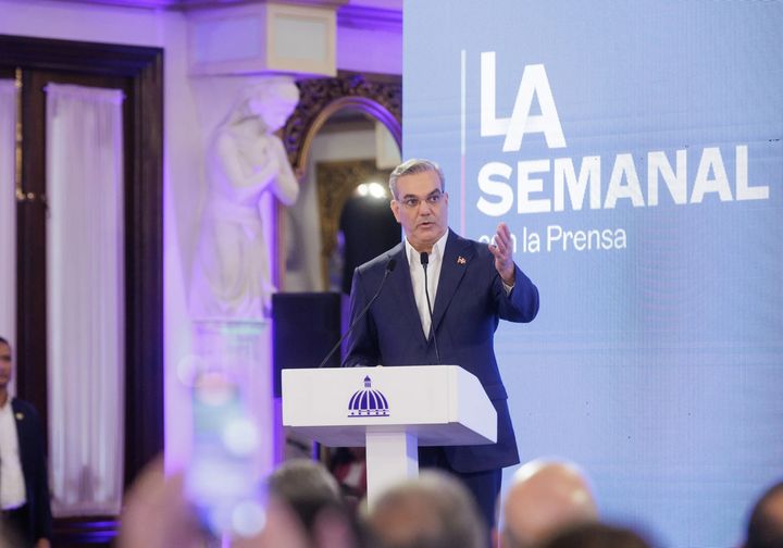 Abinader a favor de que se revisen propuestas de la reforma fiscal; asegura gobierno cederá en lo que haya que ceder