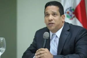 Carlos Pimentel renuncia como director de Alianzas Público-Privadas; seguirá en Compras y Contrataciones