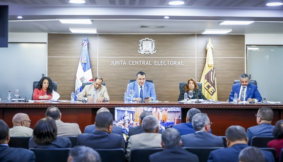 JCE corregirá problemas de 2.8 millones de personas en el registro civil