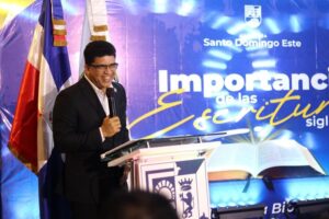 Dío Astacio tiene motivos para celebrar, al convertirse en el alcalde de ”SDE” mejor valorado en la historia desde la creación del municipio.