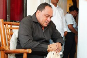 Fallece hijo del comunicador Alejandro Almonte; presumen fue sicariato