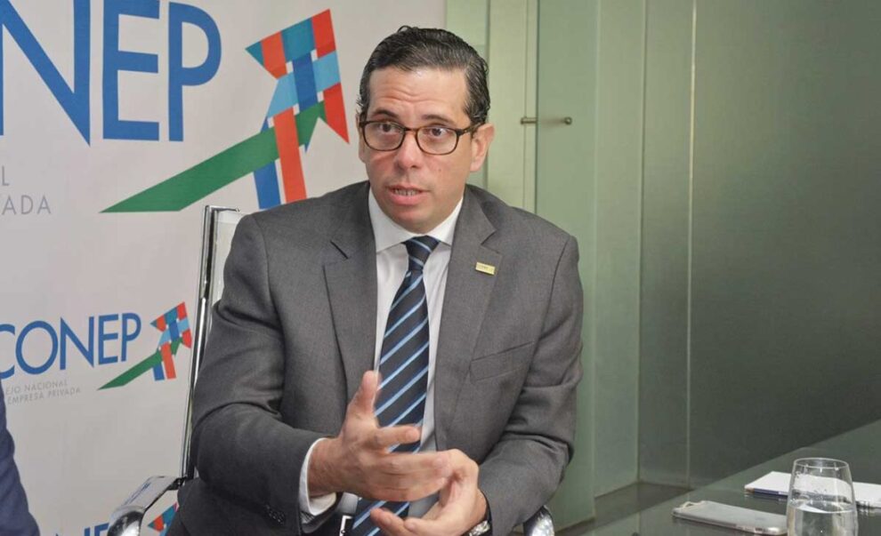 Vicepresidente del CONEP dice Abinader se puso por encima de las circunstancias con retiro de reforma fiscal