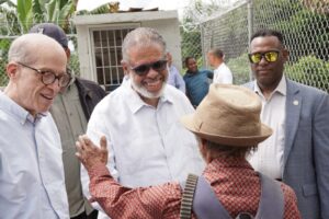 Gobierno inspecciona avance proyecto hídrico con energía renovable para comunidades rurales