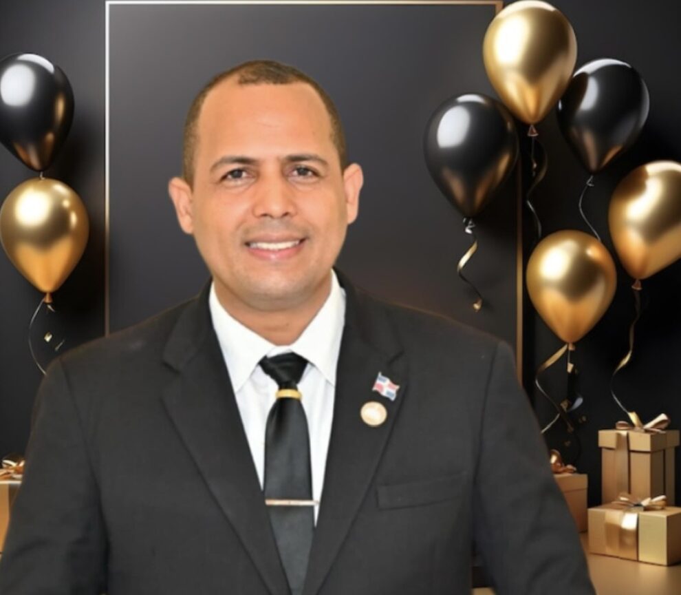 José Soliman, Subdirector de Alta Gama, Celebra 45 Años de Vida en momentos de "glorias" profesional y éxito familiar.