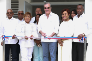 Abinader entrega nuevas instalaciones: guardería, salón de danza y lavandería en la Armada RD