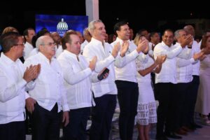 Presidente Luis Abinader lleva Orquesta Filarmónica a Mao