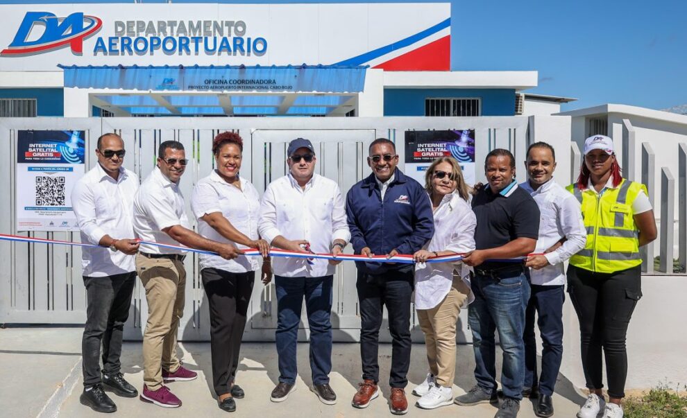 Gobierno inaugura oficina coordinadora de proyectos para Aeropuerto Cabo Rojo en Los Tres Charcos