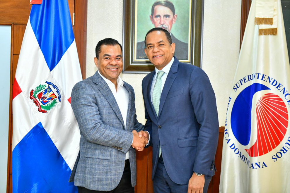 DIDA y Superintendencia de Seguros acuerdan coordinar acciones a favor de afiliados al SDSS