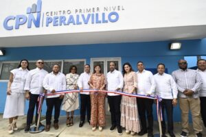 Banreservas impulsa mejoras en salud con la inauguración del centro de diagnóstico y atención primaria en Peralvillo