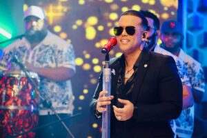 Blachy sigue rompiendo barreras y llevando el merengue típico a nivel mundial.