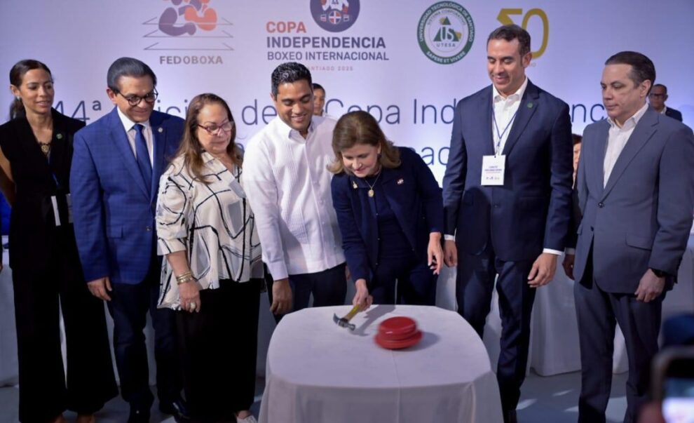 Raquel Peña da campanazo de apertura en Copa Independencia de Boxeo Internacional 2025