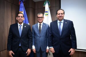 Eddy Olivares asume la presidencia del Consejo Nacional de Seguridad Social