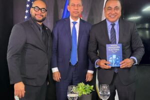 Guido Gómez Mazara presenta en Nueva York segunda edición de su libro Transición Electoral 1966-1996