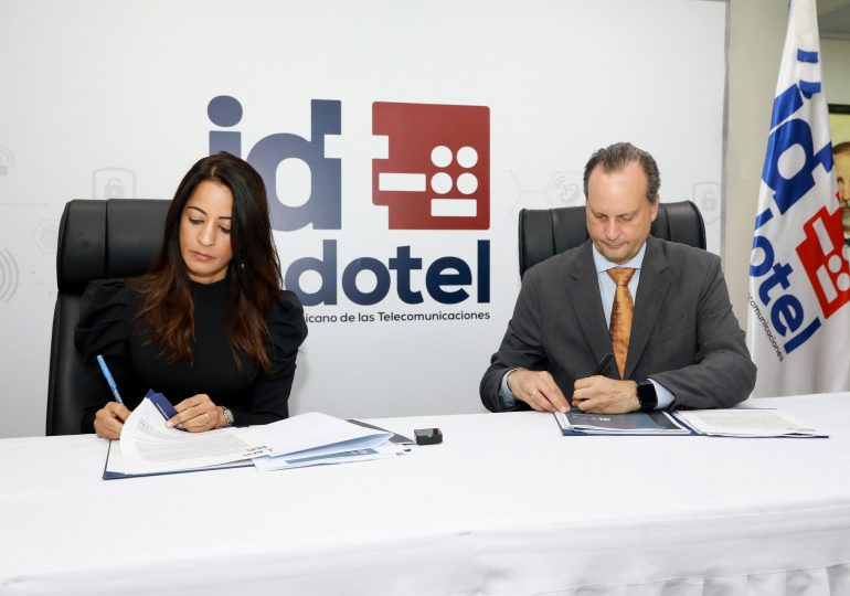INDOTEL firma contrato para adquisición de edificio propio