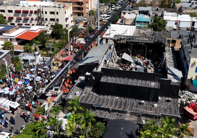 Se eleva a 184 fallecidos por colapso en la discoteca Jet Set, según el COE