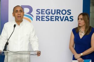 Seguros Reservas Inaugura Nueva Sucursal en La Vega