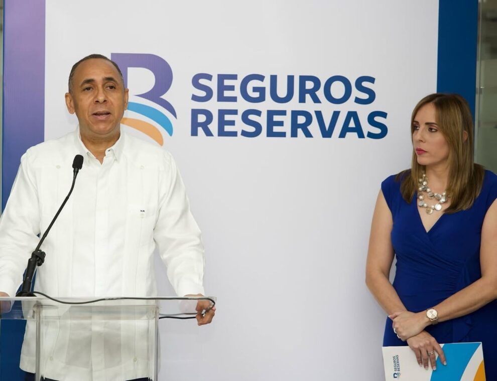 Seguros Reservas Inaugura Nueva Sucursal en La Vega