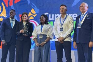 Vice presidenta Raquel Peña asiste acto inaugural XXII Cumbre Mundial de Comunicación Política