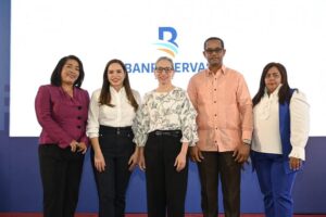 Banreservas realiza jornadas de educación financiera en centros educativos