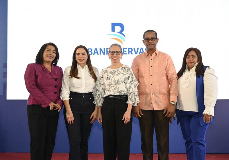 Banreservas realiza jornadas de educación financiera en centros educativos