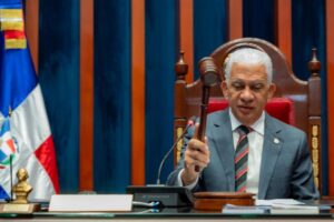 Senado aprueba y declara de urgencia ley que dispone fusión de los ministerios de Hacienda y de Economía, Planificación y Desarrollo