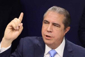 Francisco Javier García: “El Gobierno convierte los préstamos en pérdidas; el caso del sector eléctrico es alarmante”