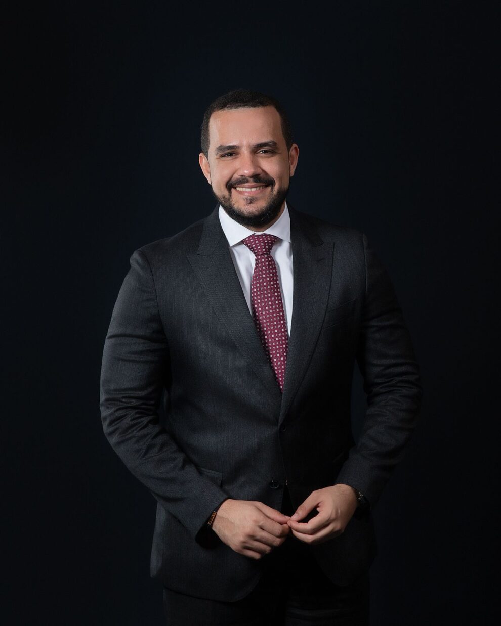 Abogado Juan Liranzo ve extemporáneo cambio de calificación jurídica contra los hermanos Espaillat