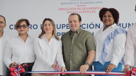 Dirección de Desarrollo Social Supérate inaugura Centro de Superación Comunitaria en Pedernales