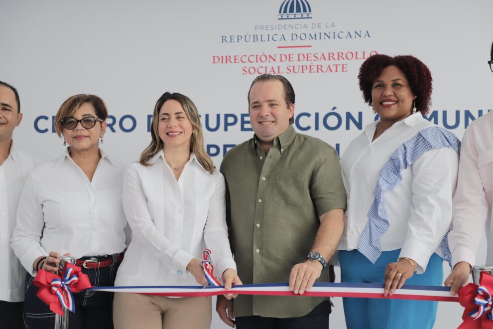 Dirección de Desarrollo Social Supérate inaugura Centro de Superación Comunitaria en Pedernales