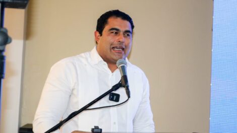 Carlos de Jesus realiza multitudinario encuentro, "Por el futuro de Santo Domingo Este"