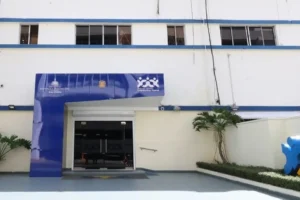Supuesta estructura de proveedores fraudulenta habría extorsionado con posibles vínculos con funcionarios, según informe de la DGCP