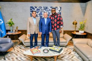 Leonardo Aguilera se reúne con David Ortiz y Kelvin Cruz; Banreservas reafirma su compromiso con el deporte dominicano