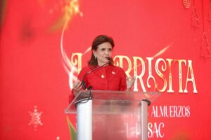 Raquel Peña inicia en el Cibao la entrega del Bono Navideño 2025