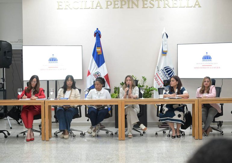 Ministerio de la Mujer fortalece el diálogo con organizaciones de la sociedad civil para avanzar en la agenda de igualdad de género