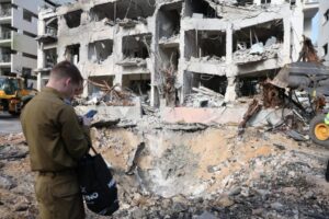 Irán dice que golpeará a EEUU e Israel "con una fuerza que nunca antes han experimentado"