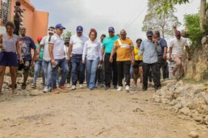 Alcaldía en el Barrio SDN lleva soluciones a Sabana Perdida