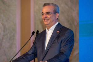 Abinader viajará a Costa Rica este jueves para asistir a la toma de posesión de Laura Fernández
