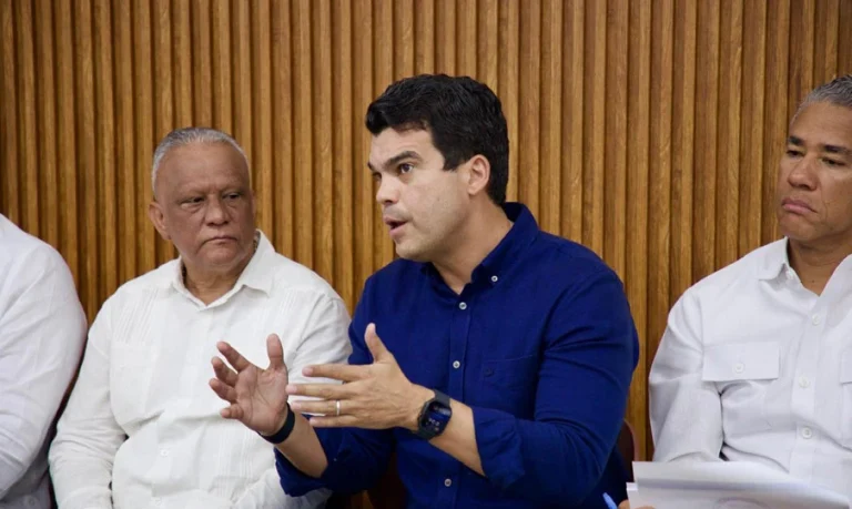 Gobierno avanza en un 85 % alcantarillado sanitario y planta de tratamiento de Licey al Medio