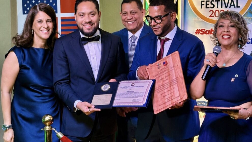 Jaime Rincón es reconocido en Nueva York por su aporte a la comunicación, el turismo y la diáspora dominicana
