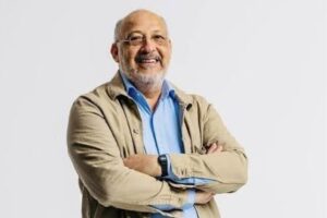 Honrar en vida: el mejor homenaje a quienes dejan huellas imborrables