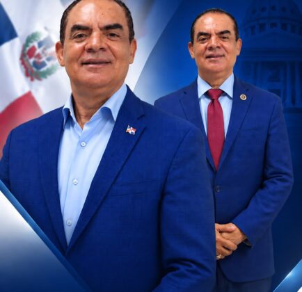 José Amador destaca trayectoria y honestidad de Gilberto Santana, dirigente del PRM en Santo Domingo Este