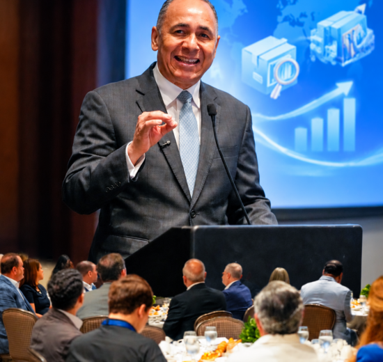 DGA destaca aporte del sector importador al fortalecimiento de la competitividad nacional